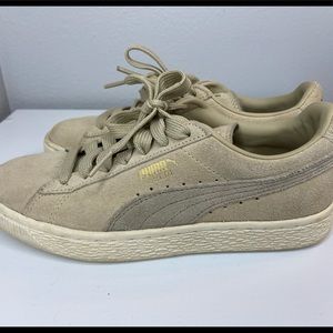 Puma Sneakers